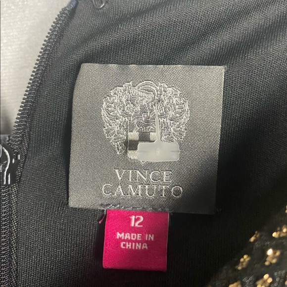 Vince Camuto rose gold and black print long sleeve mini sheath dress. - Picture 4 of 7